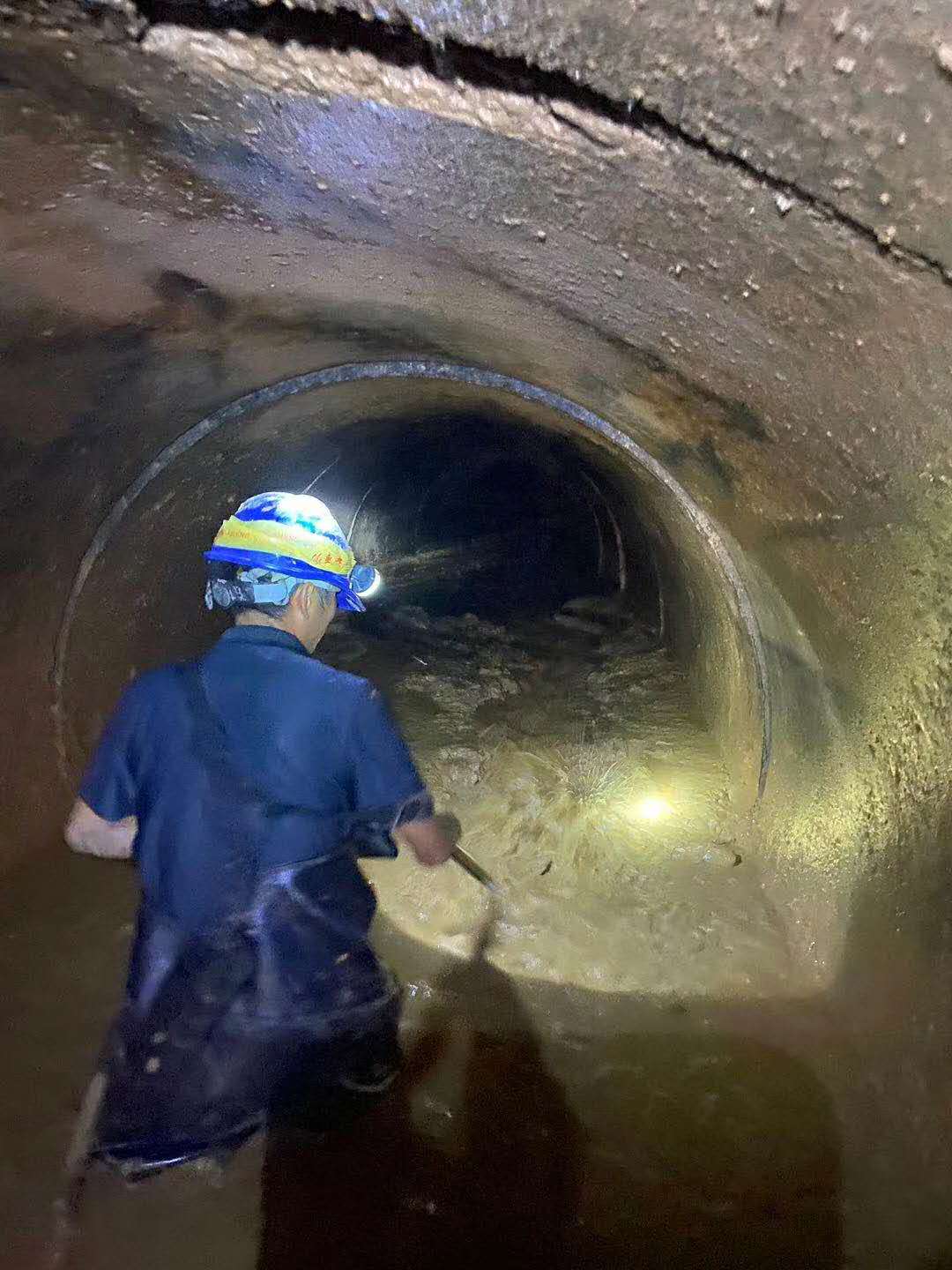和布克赛尔管道清洗-管道疏通